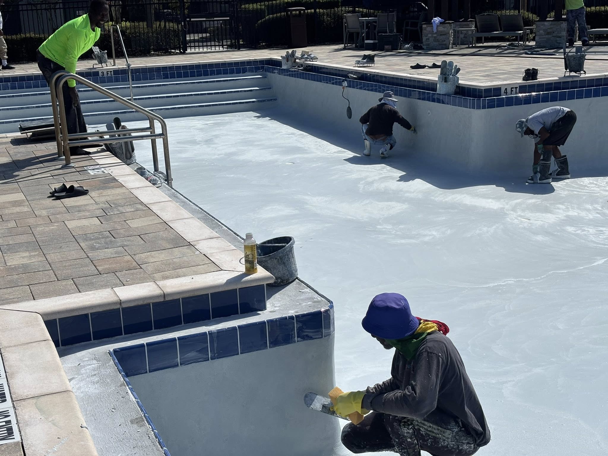 Swimming pool